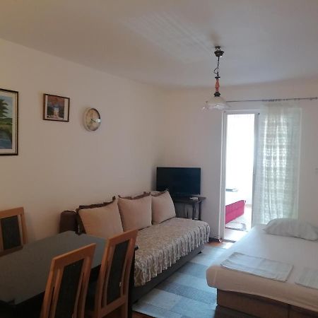 A&J Apartment Budva Buitenkant foto