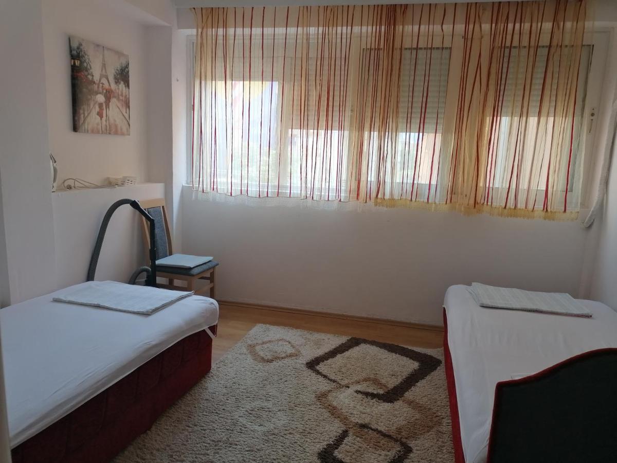 A&J Apartment Budva Buitenkant foto